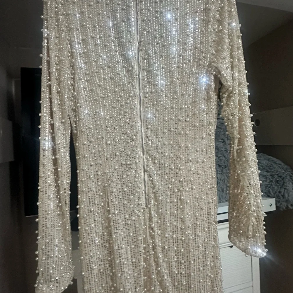 AKIRA Cream Sheath Dress with Cuffed Long Sleeves - Picture 1 of 10